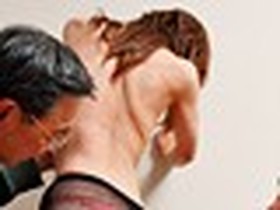 頑張る中高年！おやじたちの口説きナンパ！　サンプル画像05